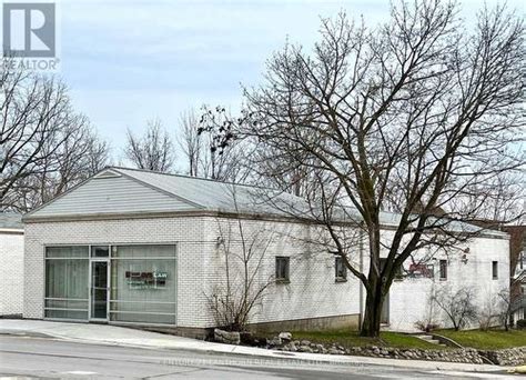julez picton|194 Picton Main Street Prince Edward County, Ontario K0K 2T0.